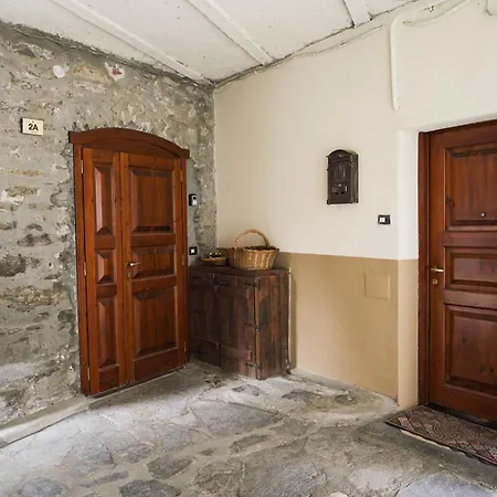 Petite Maison In Centro A 아파트 *