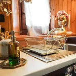 Imperial Elegance In Courmayeur City Center 아파트