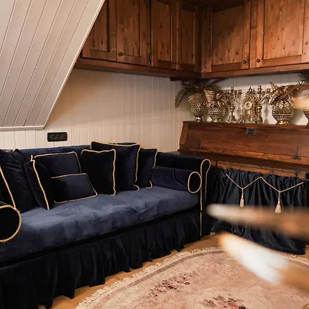 Daire Imperial Elegance In Center Courmayeur