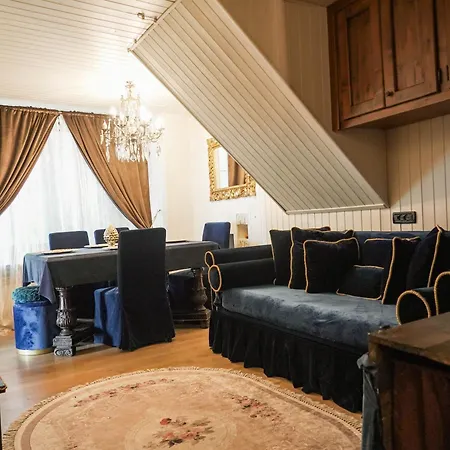 Imperial Elegance In Center Daire Courmayeur