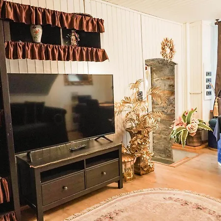 Petite Maison In Centro A * Courmayeur